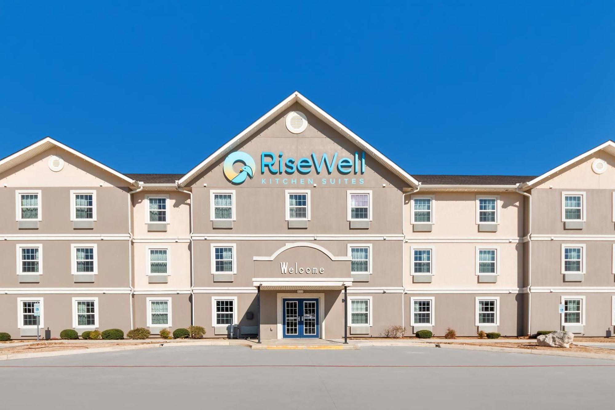 Risewell Kitchen Suites Pleasanton Exterior foto